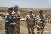 Velite opercie UNFICYP na inpekcii v Sektore 4